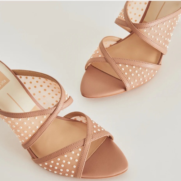 Dolce Vita Mandel Pearl Heels size 6.5 NEW never worn includes box - Picture 3 of 3